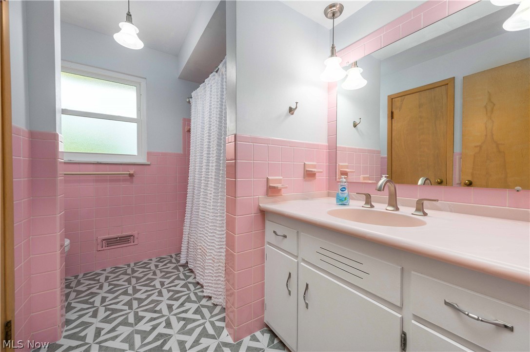 14666 Robert Drive Middleburg Heights OH 44130