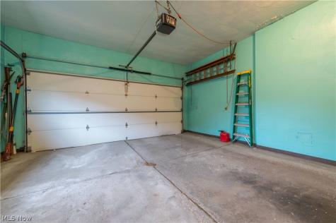 14666 Robert Drive Middleburg Heights OH 44130