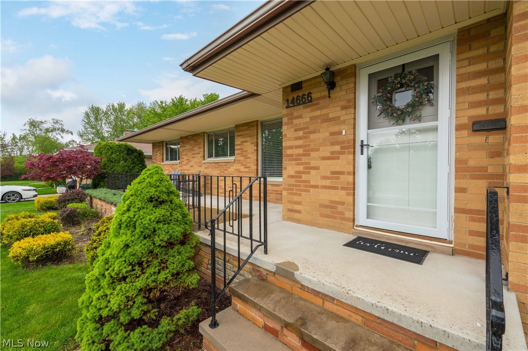 14666 Robert Drive Middleburg Heights OH 44130