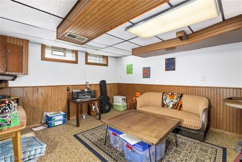 4747 Southwood Drive Brooklyn OH 44144