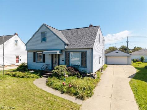 4747 Southwood Drive Brooklyn OH 44144