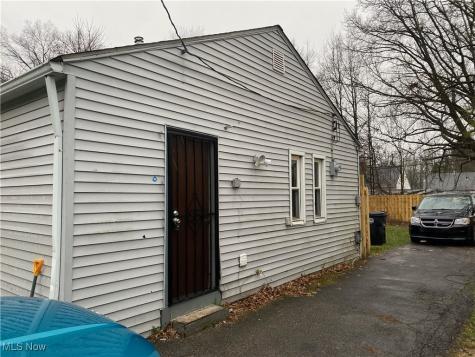 4412 E 144th Street Cleveland OH 44128