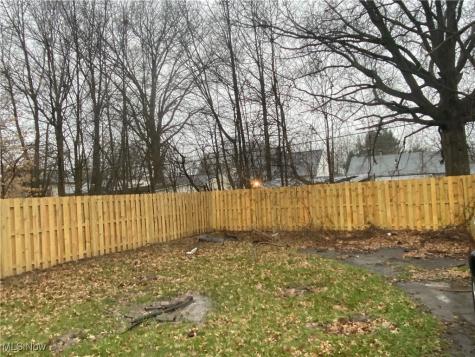 4412 E 144th Street Cleveland OH 44128