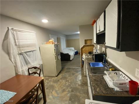 4412 E 144th Street Cleveland OH 44128