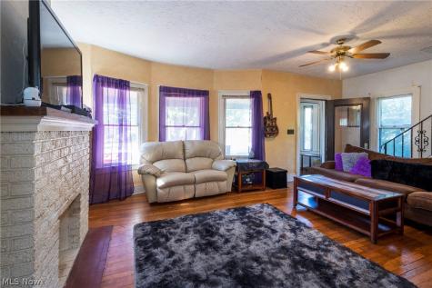 1333 Nicholson Avenue Lakewood OH 44107