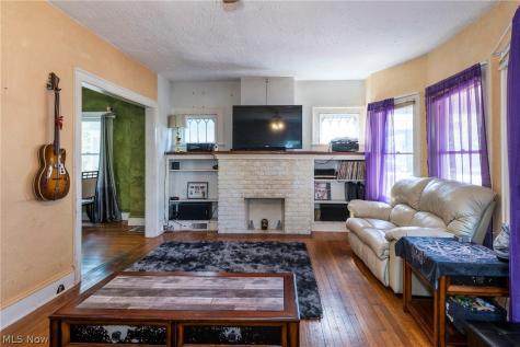 1333 Nicholson Avenue Lakewood OH 44107