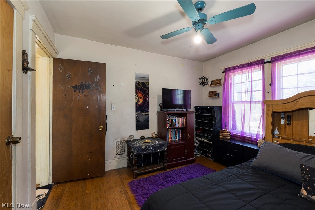1333 Nicholson Avenue Lakewood OH 44107