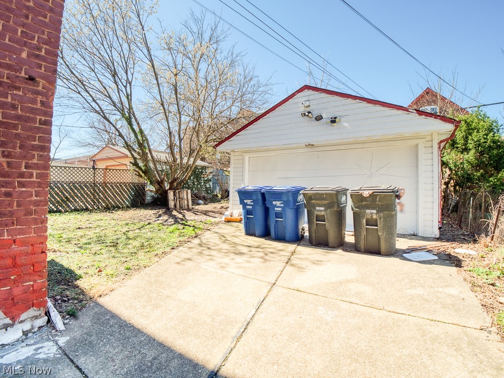 1622 Winchester Avenue Lakewood OH 44107