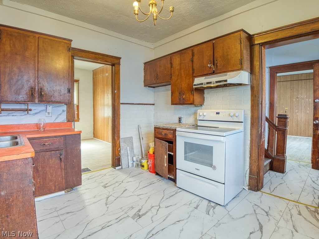 1622 Winchester Avenue Lakewood OH 44107