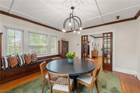 1450 Waterbury Road Lakewood OH 44107