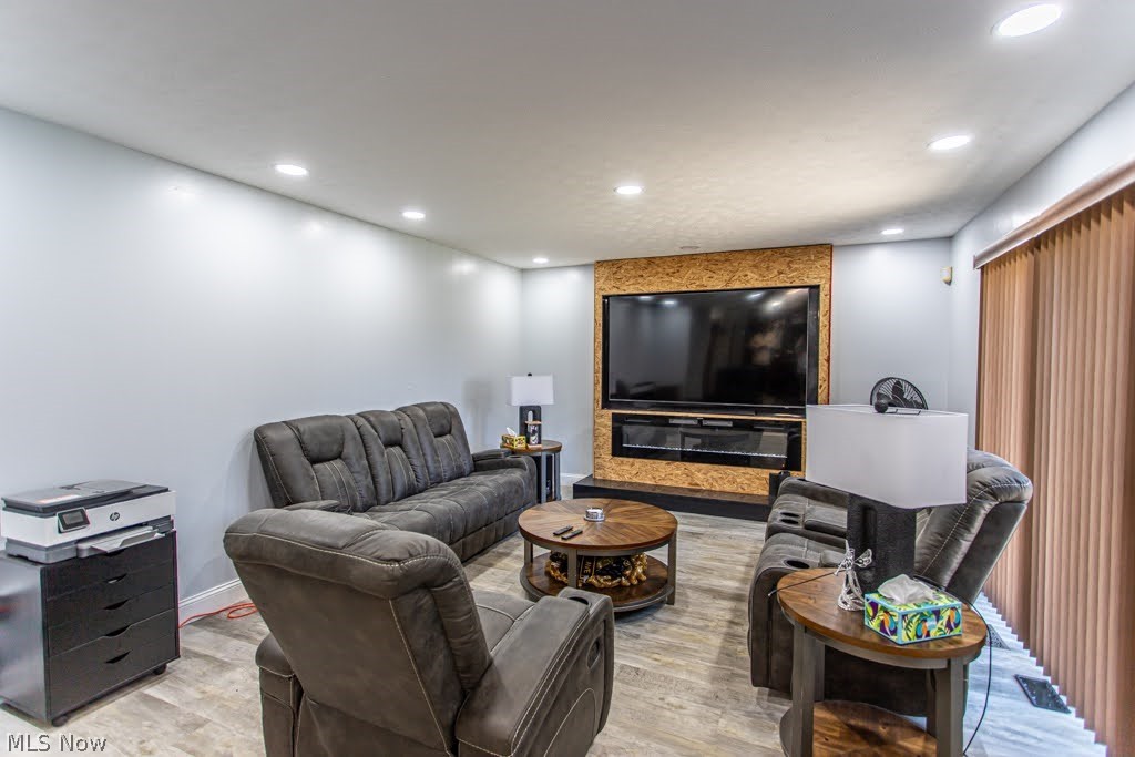900 Mcarthur Drive Girard OH 44420