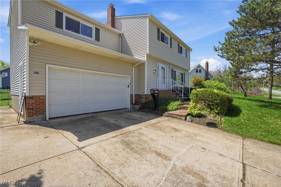 1876 Laurel Drive Twinsburg OH 44087