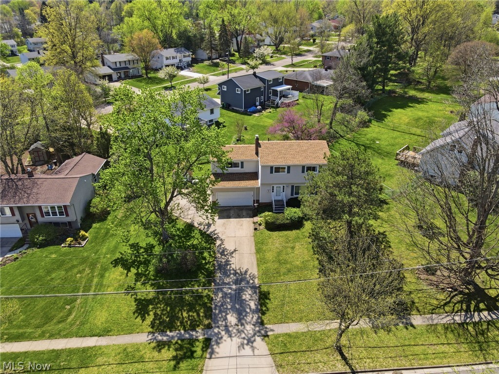 1876 Laurel Drive Twinsburg OH 44087