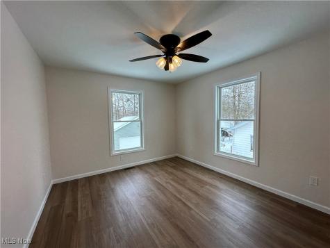 966 Bonnie Brae Avenue Youngstown OH 44511