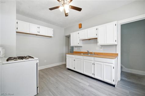 4090 E 80th Street Cleveland OH 44105