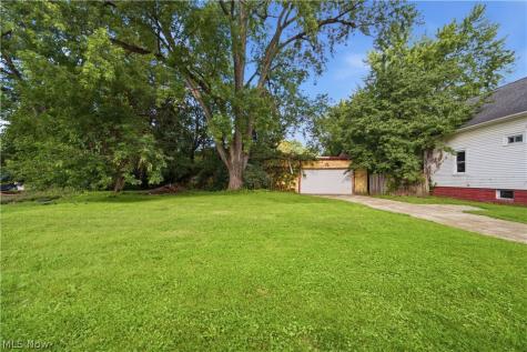 4090 E 80th Street Cleveland OH 44105