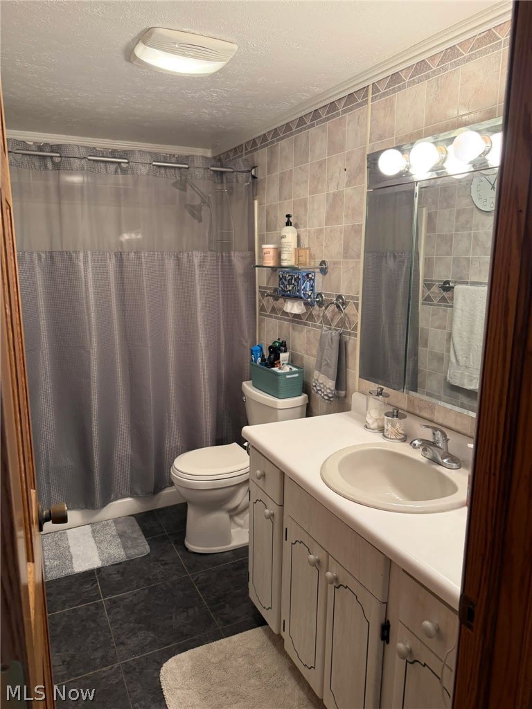 132 Valley Drive Richmond OH 43944