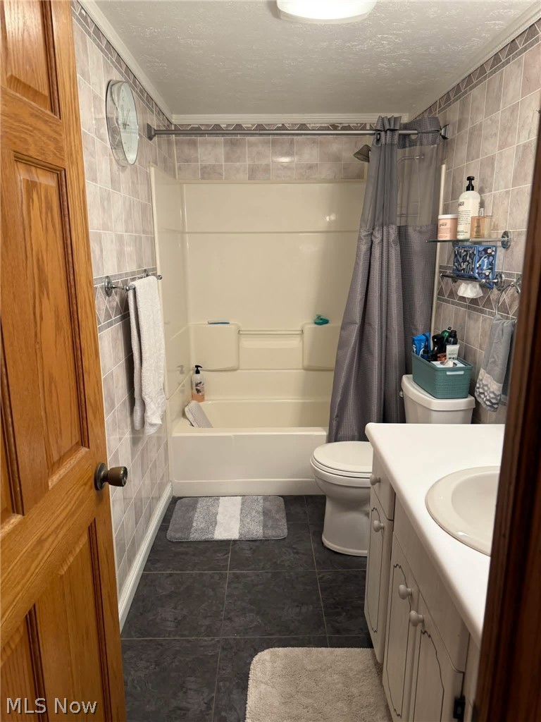 132 Valley Drive Richmond OH 43944