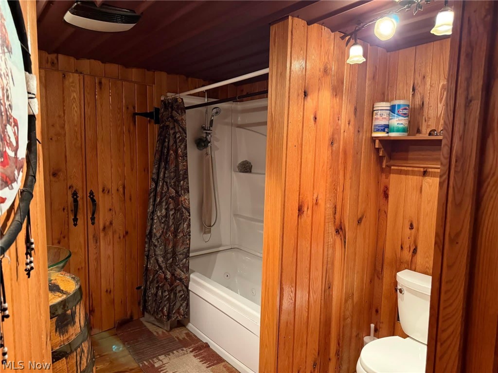 132 Valley Drive Richmond OH 43944