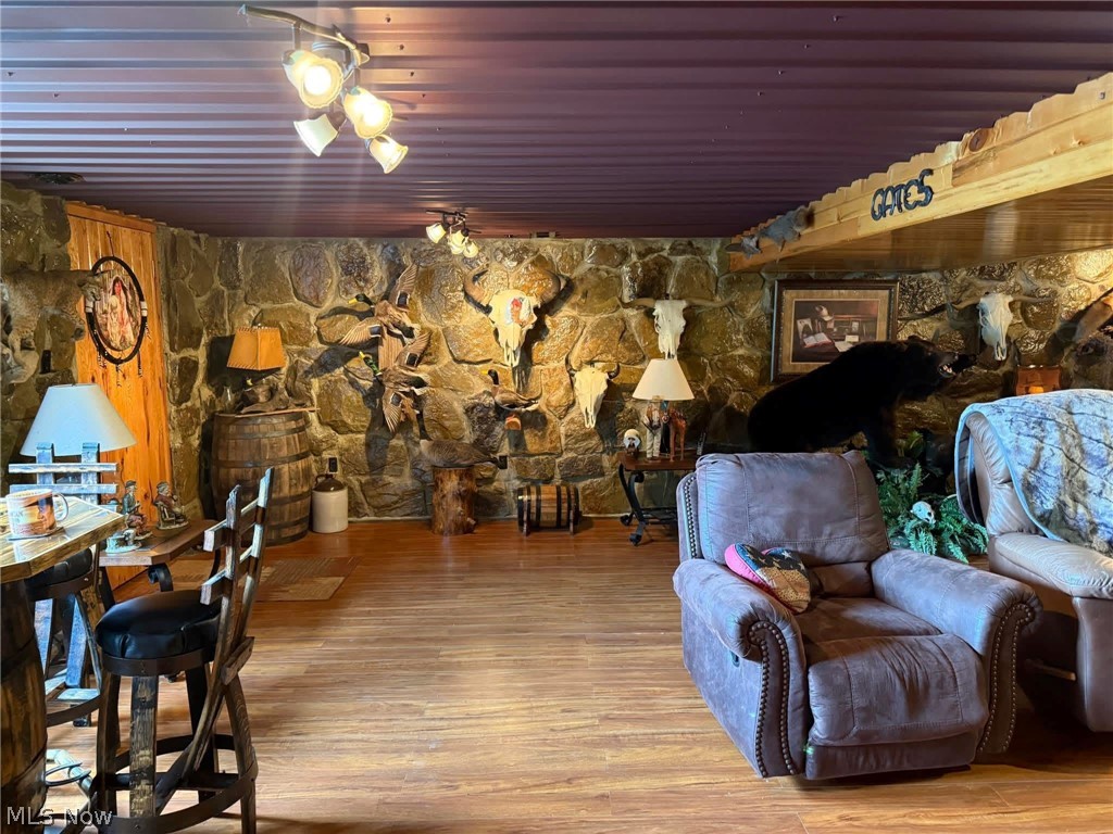132 Valley Drive Richmond OH 43944