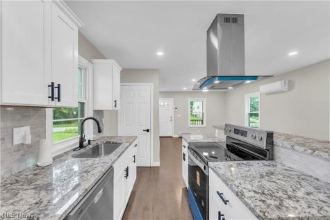 9518 Nelson Avenue Cleveland OH 44105