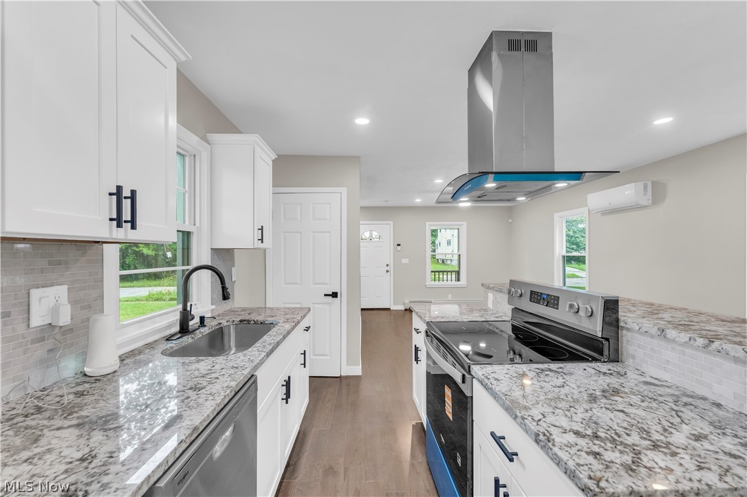 9518 Nelson Avenue Cleveland OH 44105