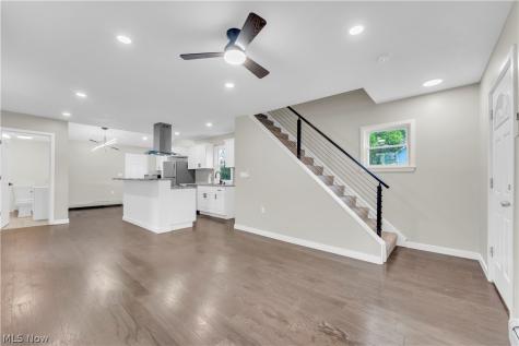 9518 Nelson Avenue Cleveland OH 44105