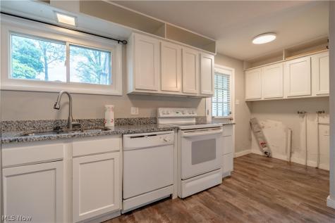 1151 Ruth Avenue Cuyahoga Falls OH 44221