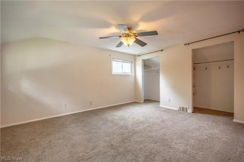 1151 Ruth Avenue Cuyahoga Falls OH 44221