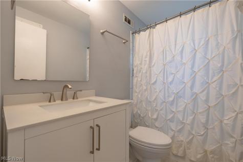 1151 Ruth Avenue Cuyahoga Falls OH 44221