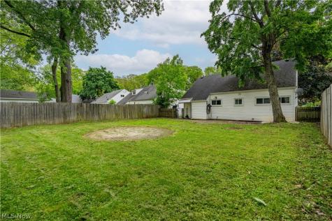 1151 Ruth Avenue Cuyahoga Falls OH 44221