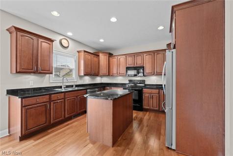 5158 Merrit Drive Sagamore Hills OH 44067