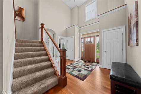 5158 Merrit Drive Sagamore Hills OH 44067