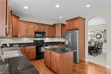 5158 Merrit Drive Sagamore Hills OH 44067