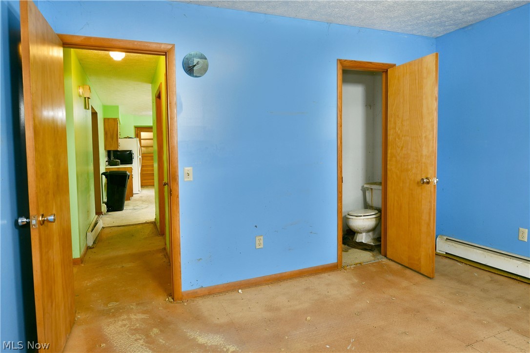6111 Thompson Clark Road Bristolville OH 44402