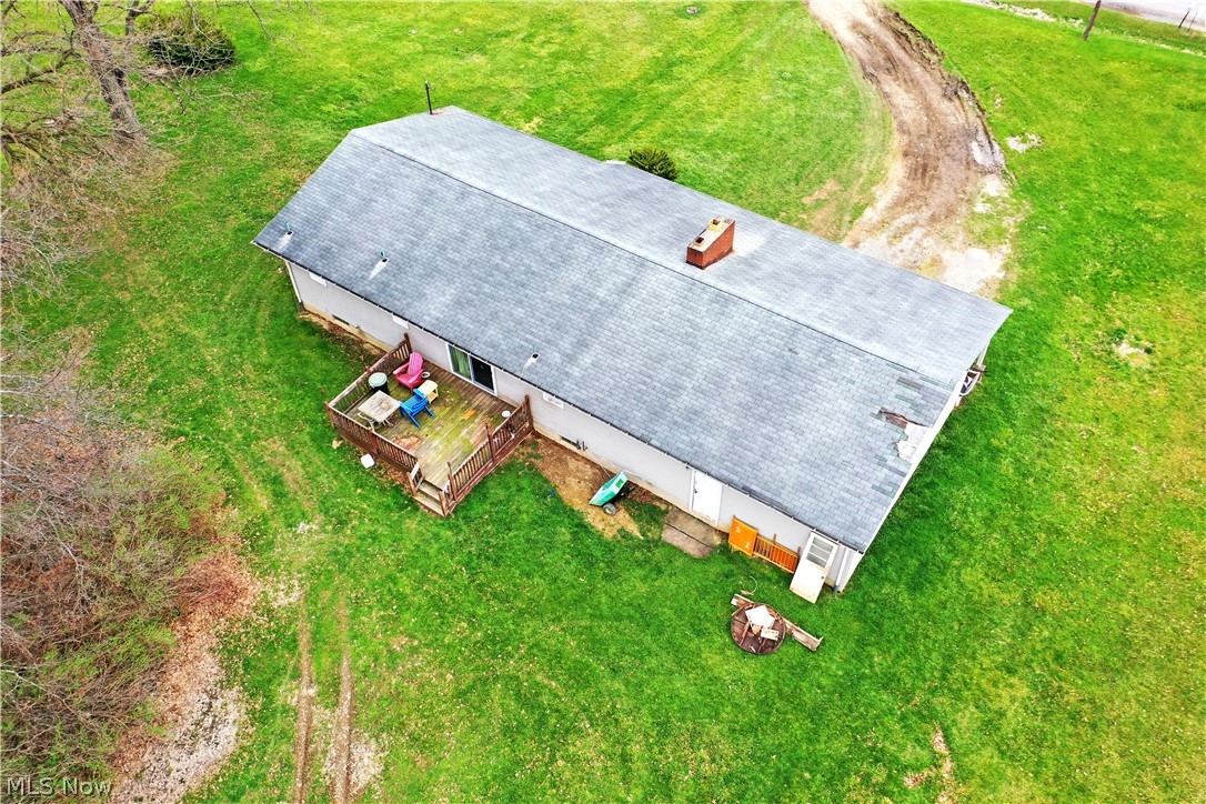 6111 Thompson Clark Road Bristolville OH 44402