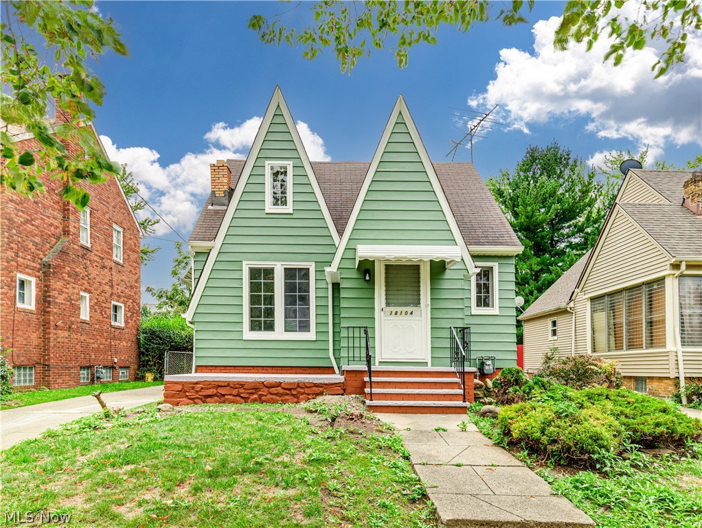 18104 Hiller Avenue Cleveland OH 44119