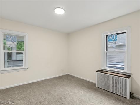18104 Hiller Avenue Cleveland OH 44119