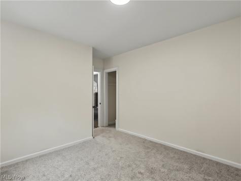 18104 Hiller Avenue Cleveland OH 44119