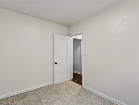 18104 Hiller Avenue Cleveland OH 44119