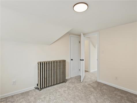 18104 Hiller Avenue Cleveland OH 44119