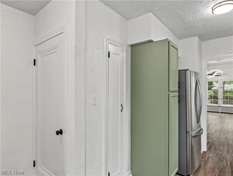 18104 Hiller Avenue Cleveland OH 44119