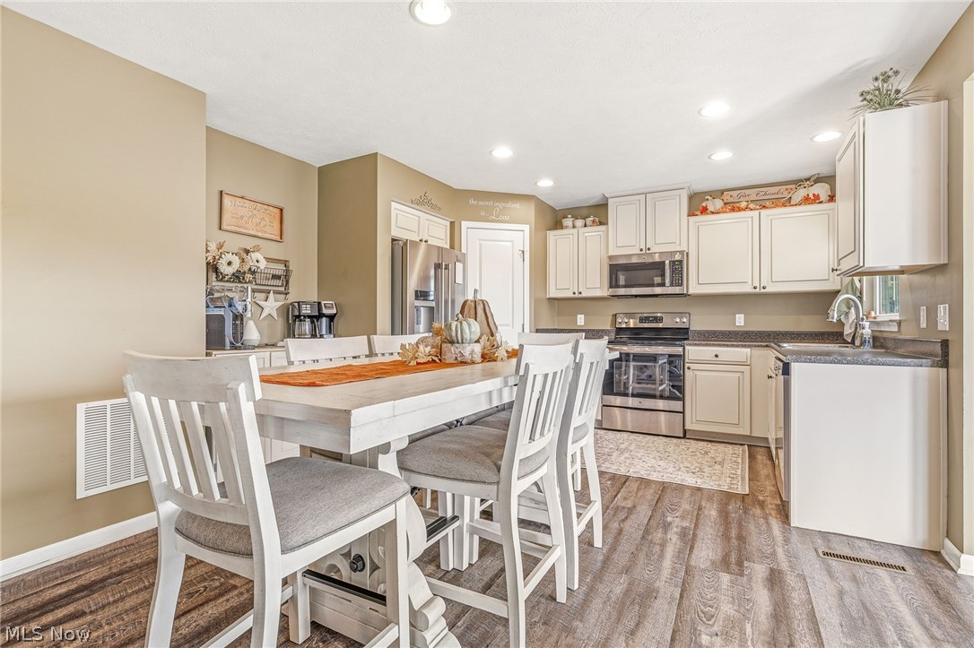 7230 Crusader Street SW Massillon OH 44646