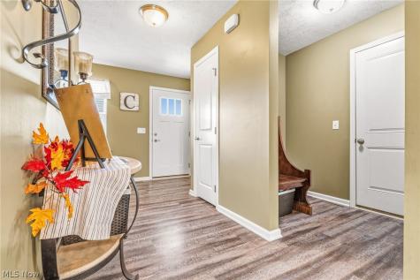 7230 Crusader Street SW Massillon OH 44646