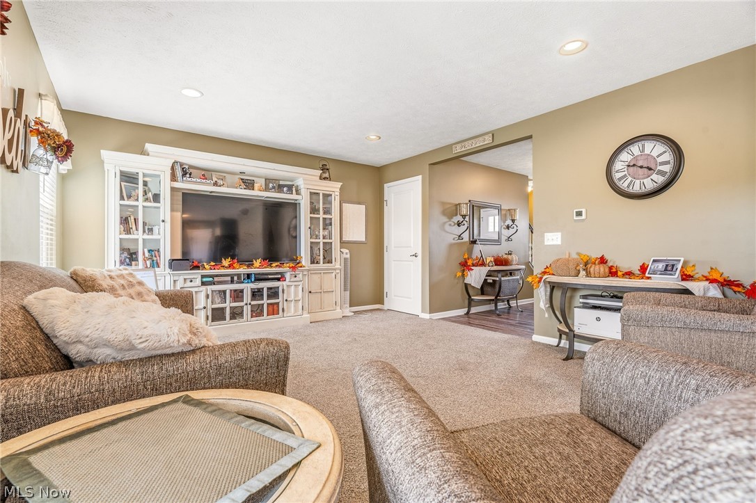 7230 Crusader Street SW Massillon OH 44646