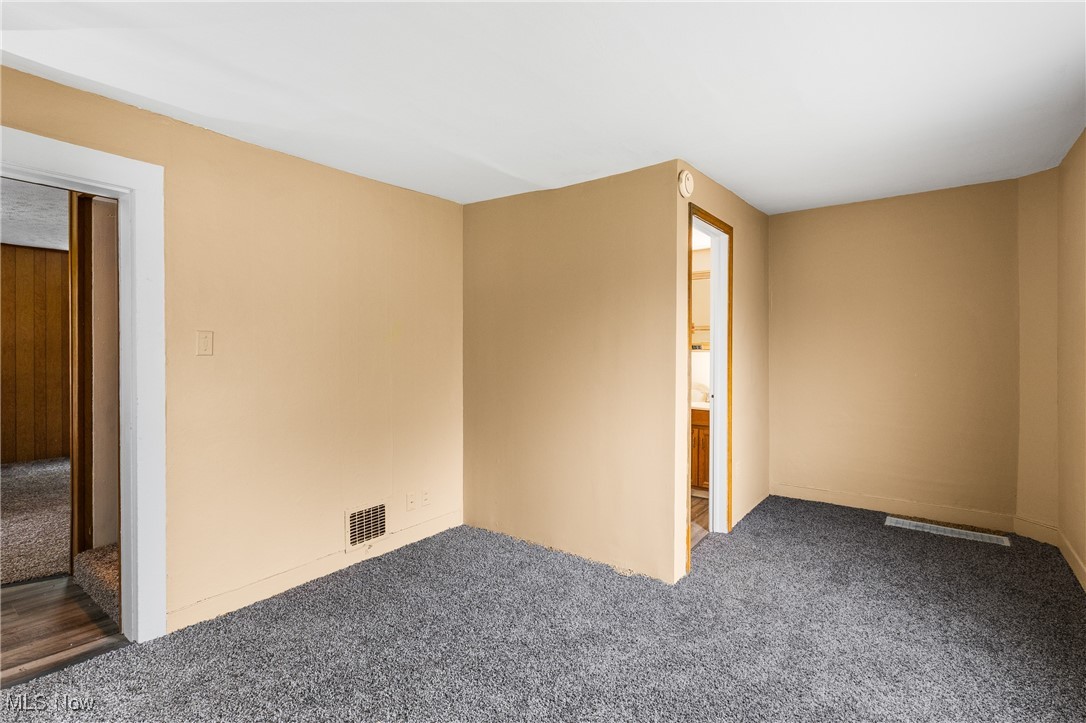 7529 State Line Burghill OH 44404