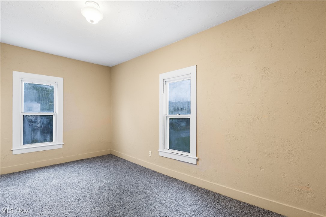7529 State Line Burghill OH 44404