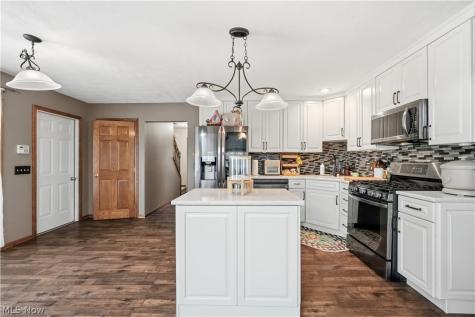 10490 Maryland Street Aurora OH 44202