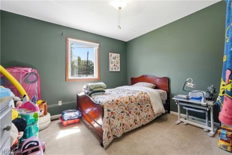 10490 Maryland Street Aurora OH 44202