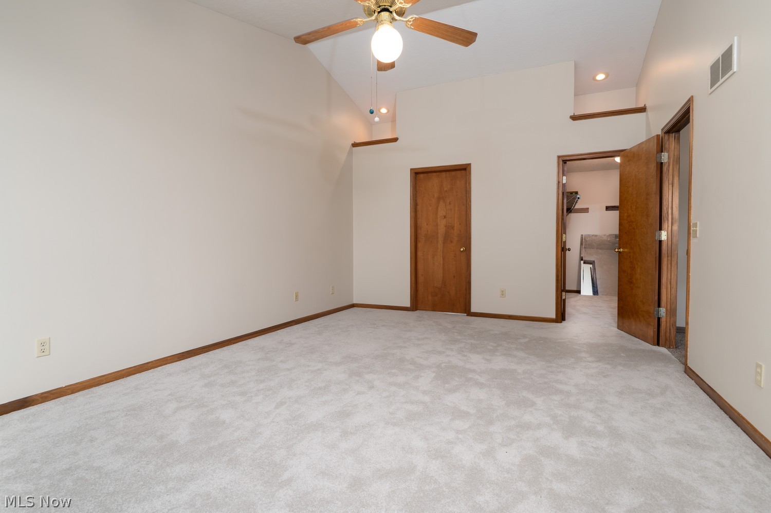 108 E 14th Street Dover OH 44622